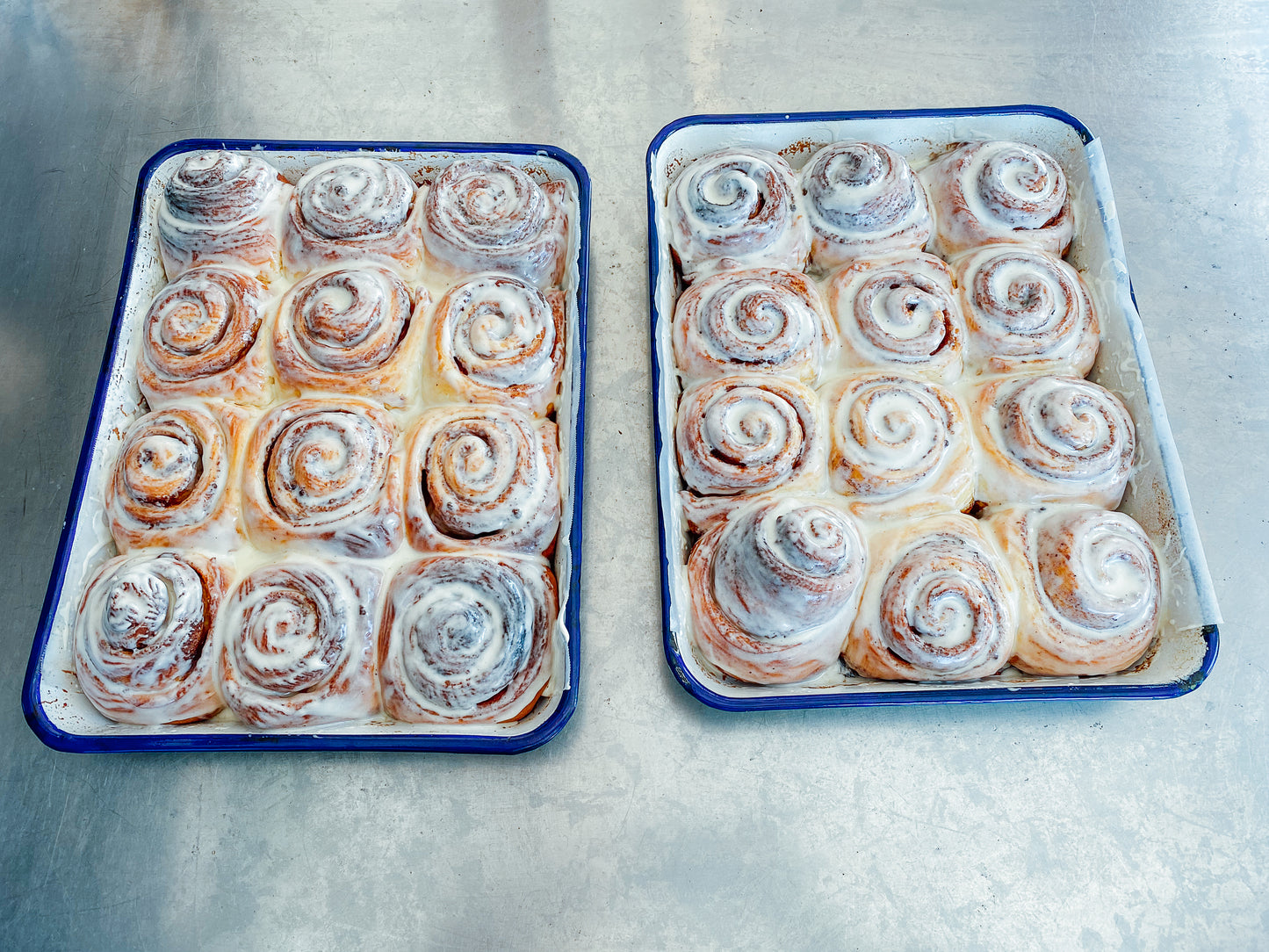 業務用(6個)スモール・シナモンロール